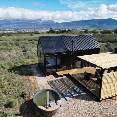 Little Acre Luxury Pods Villa ทุลบักห์ ภายนอก รูปภาพ