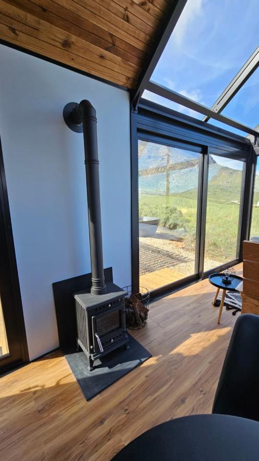 Little Acre Luxury Pods Villa ทุลบักห์ ภายนอก รูปภาพ