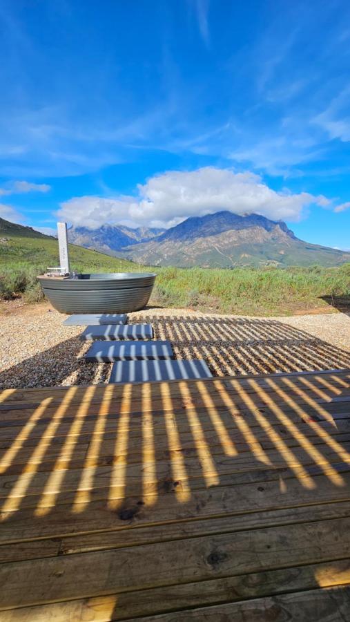 Little Acre Luxury Pods Villa ทุลบักห์ ภายนอก รูปภาพ