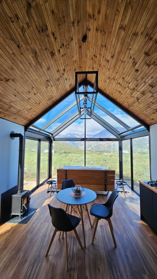 Little Acre Luxury Pods Villa ทุลบักห์ ภายนอก รูปภาพ