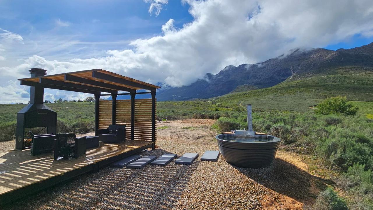 Little Acre Luxury Pods Villa ทุลบักห์ ภายนอก รูปภาพ